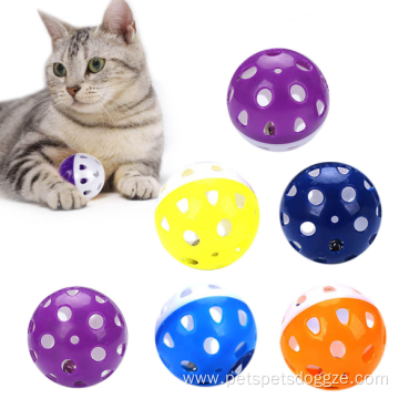 Hot-selling high quality hollow plastic ball cat toy